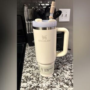 Stanley Cream 30 oz Quencher